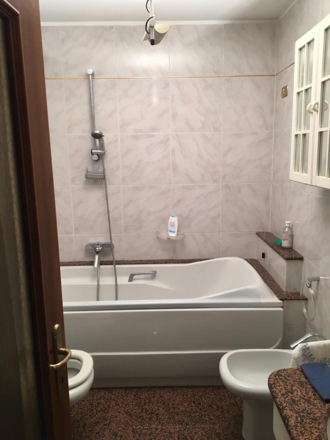 Ferienwohnung Il Nido Del Gabbiano Savona Exterior foto
