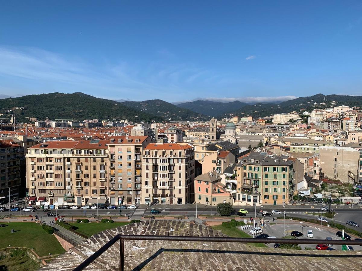 Ferienwohnung Il Nido Del Gabbiano Savona Exterior foto